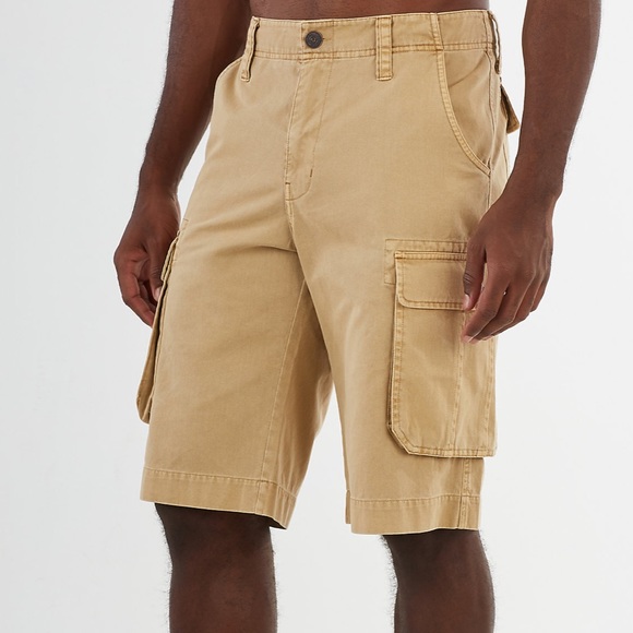 True Religion Cargo Shorts - Picture 11 of 12